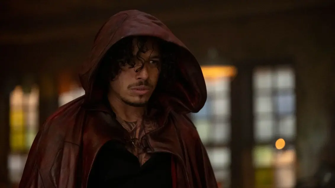 Anthony Ramos als The Hood in Ironheart